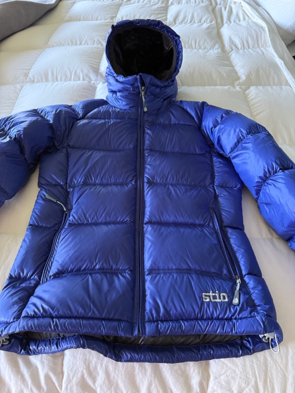Stio Women's Hometown Down Hooded Jacket--Small - Picture 2 of 16